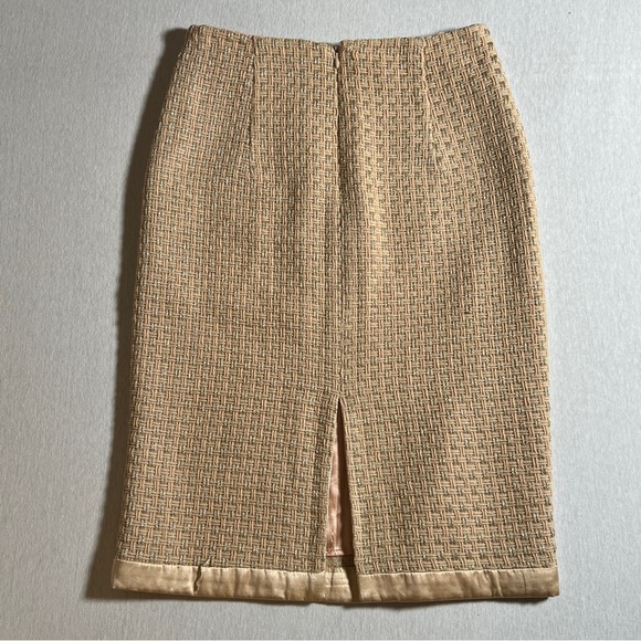 Vintage Milly Wool Below Knee Pencil Skirt in Peachy Cream + Silver, Size 2 - Picture 2 of 11